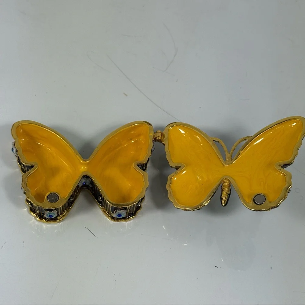 Gold-Tone Butterfly Enamel Magnet Hinged Trinket Box in‎ Green and Teal